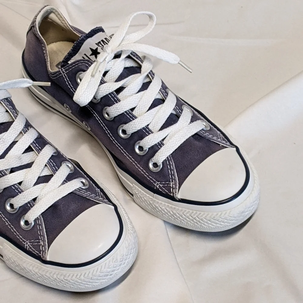 Converse - Picture 5 of 7